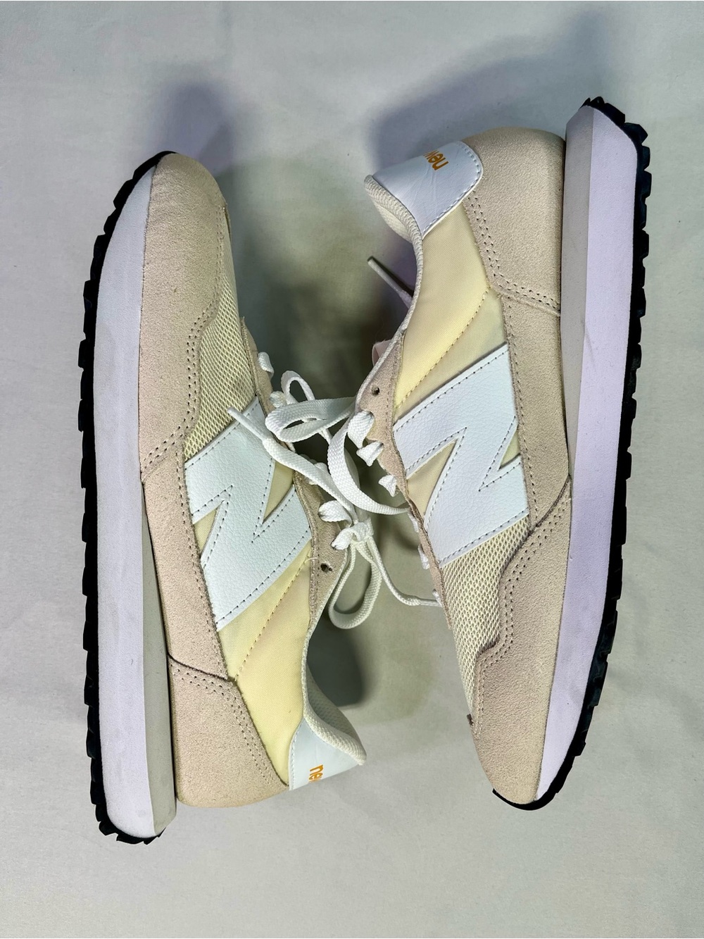 New Balance Women’s 237 Running Casual Shoes Sneaker Cream White - 9 - Picture 12 of 13